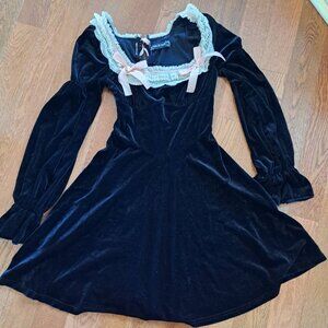 Dark in Love Chic velour lace pink ribbon Black Ruffle Long Sleeve Dress small